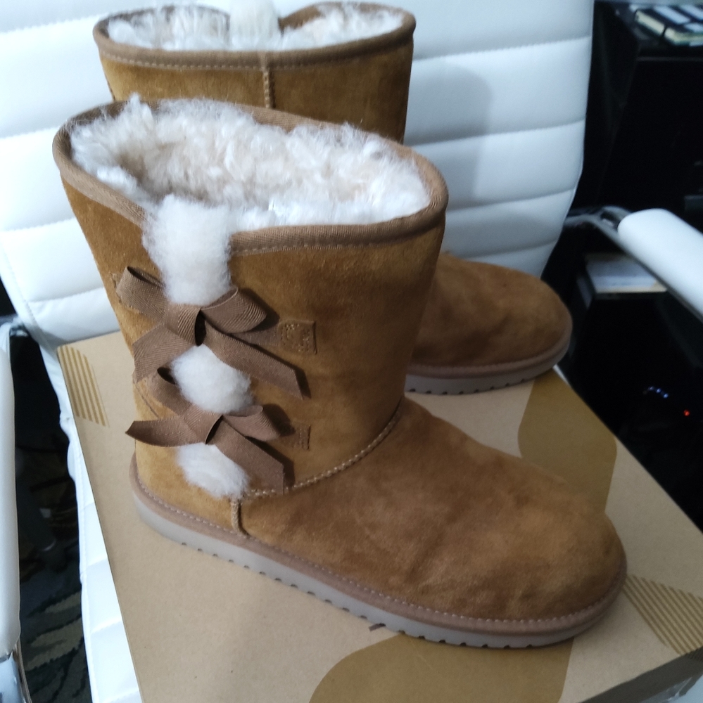 Kookaburra by Uggs
